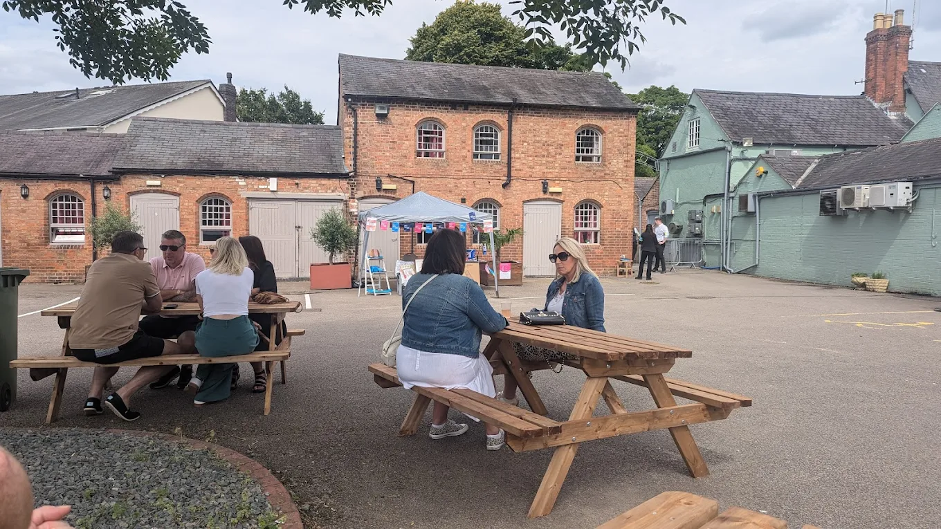 The Italian Greyhound — photo 3